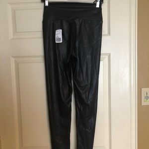 Black ankle leggings